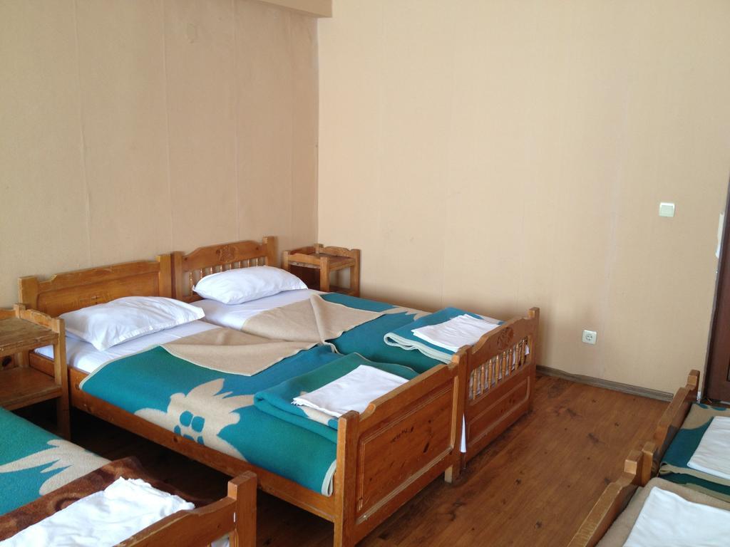 מלון פניצ'ישטה Rilski Ezera Hut חדר תמונה